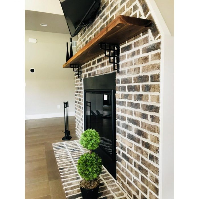 Ekena Millwork Diane Wrought Iron Bracket - Image 2