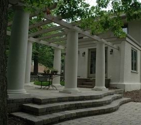 stone-column-patio